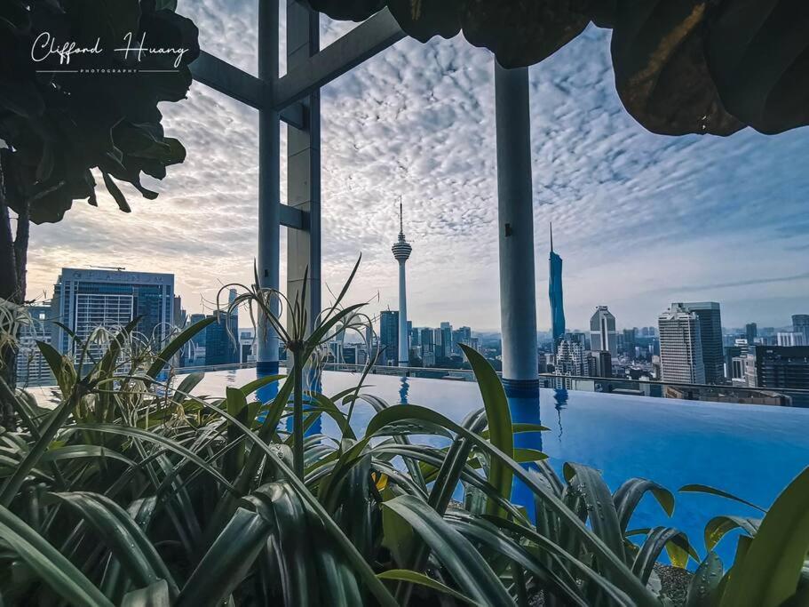 The Colony By Infinitum Best Pool View Klcc Trx Merdeka 118 Kl Tower Kuala Lumpur Exterior photo